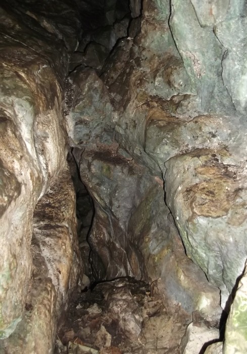 The upper and lower passages in 2014