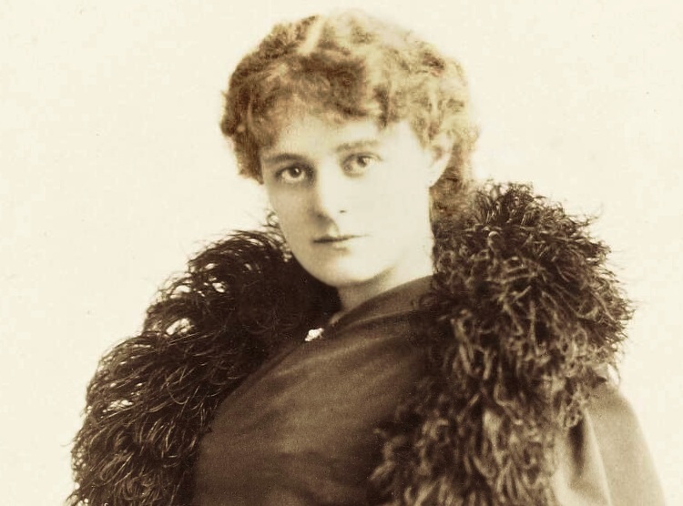 Maud Gonne by Reutlinger of Paris, 1896